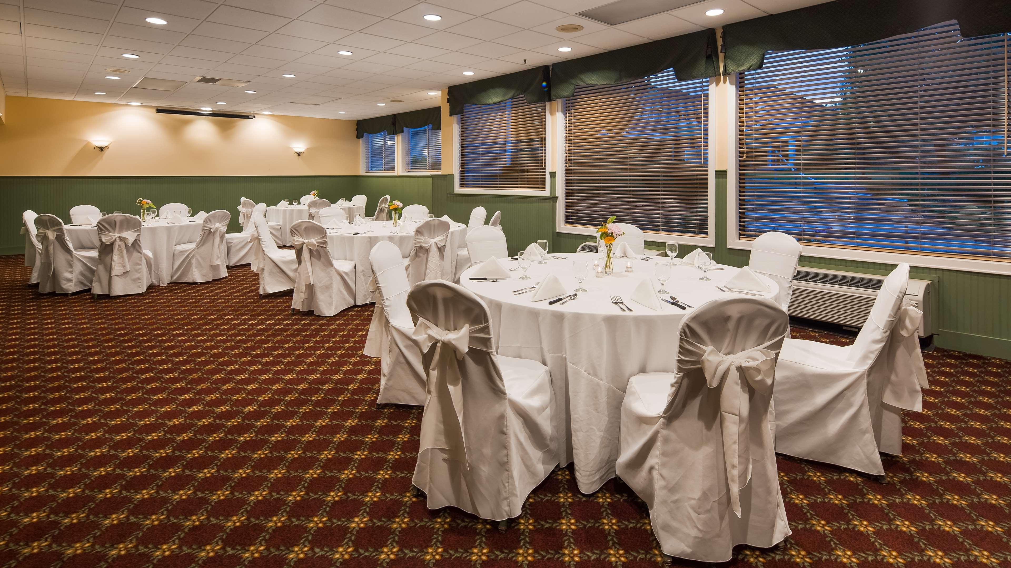 Western Windjammer Inn&conference Center 3*