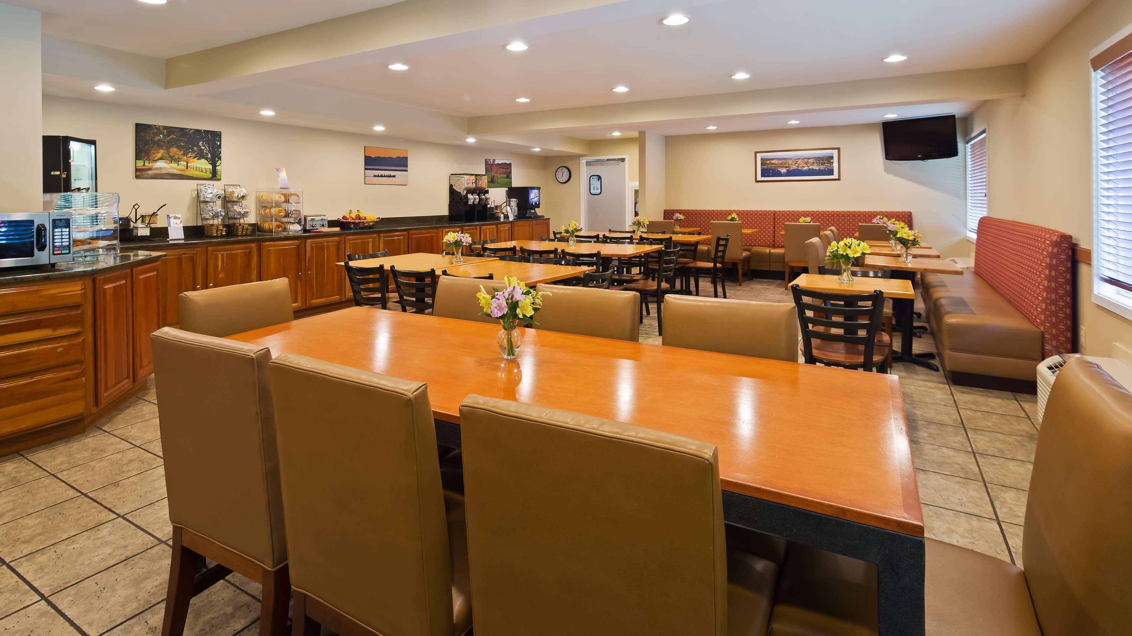 Western Windjammer & Conference Center