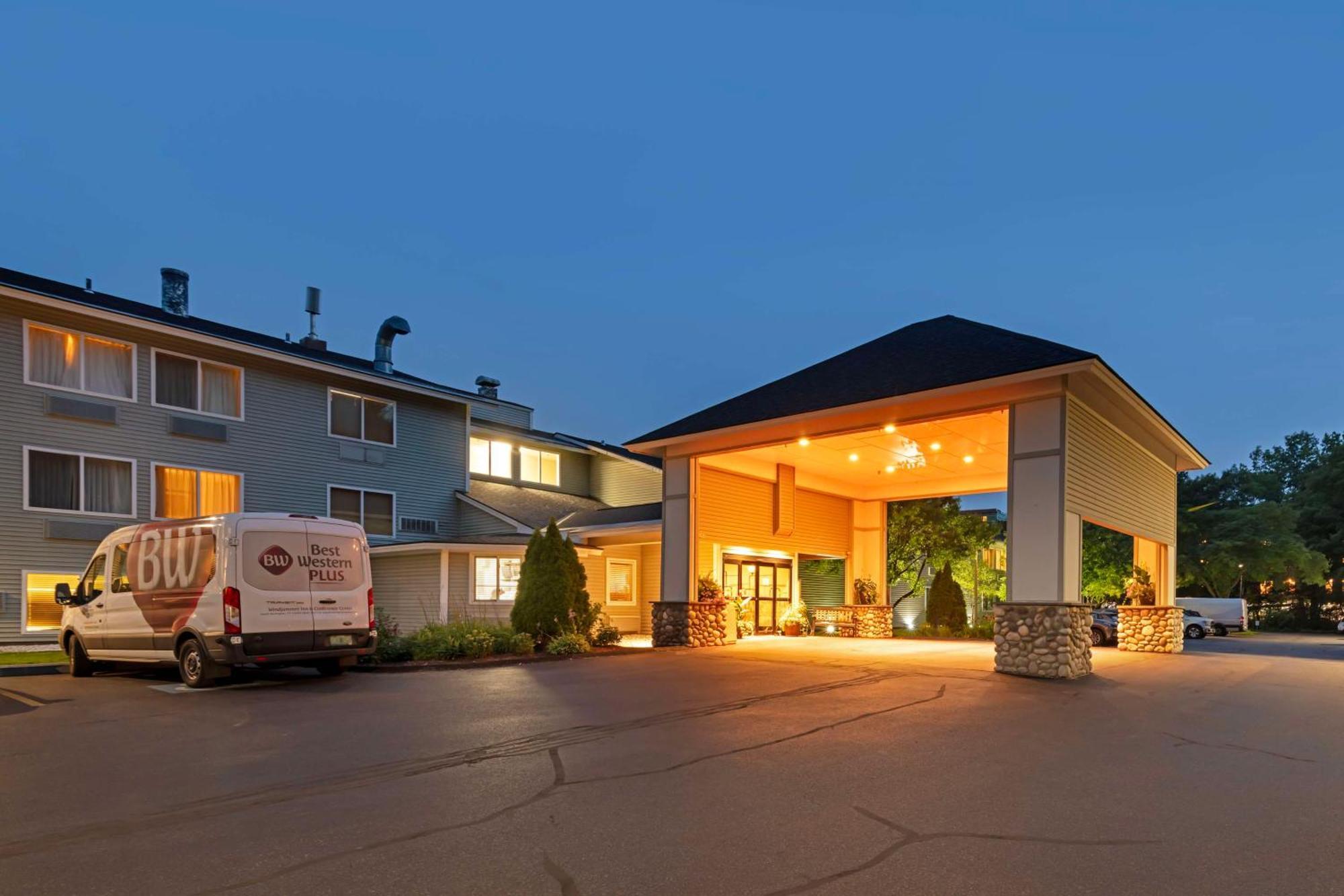 Western Windjammer & Conference Center Hotel