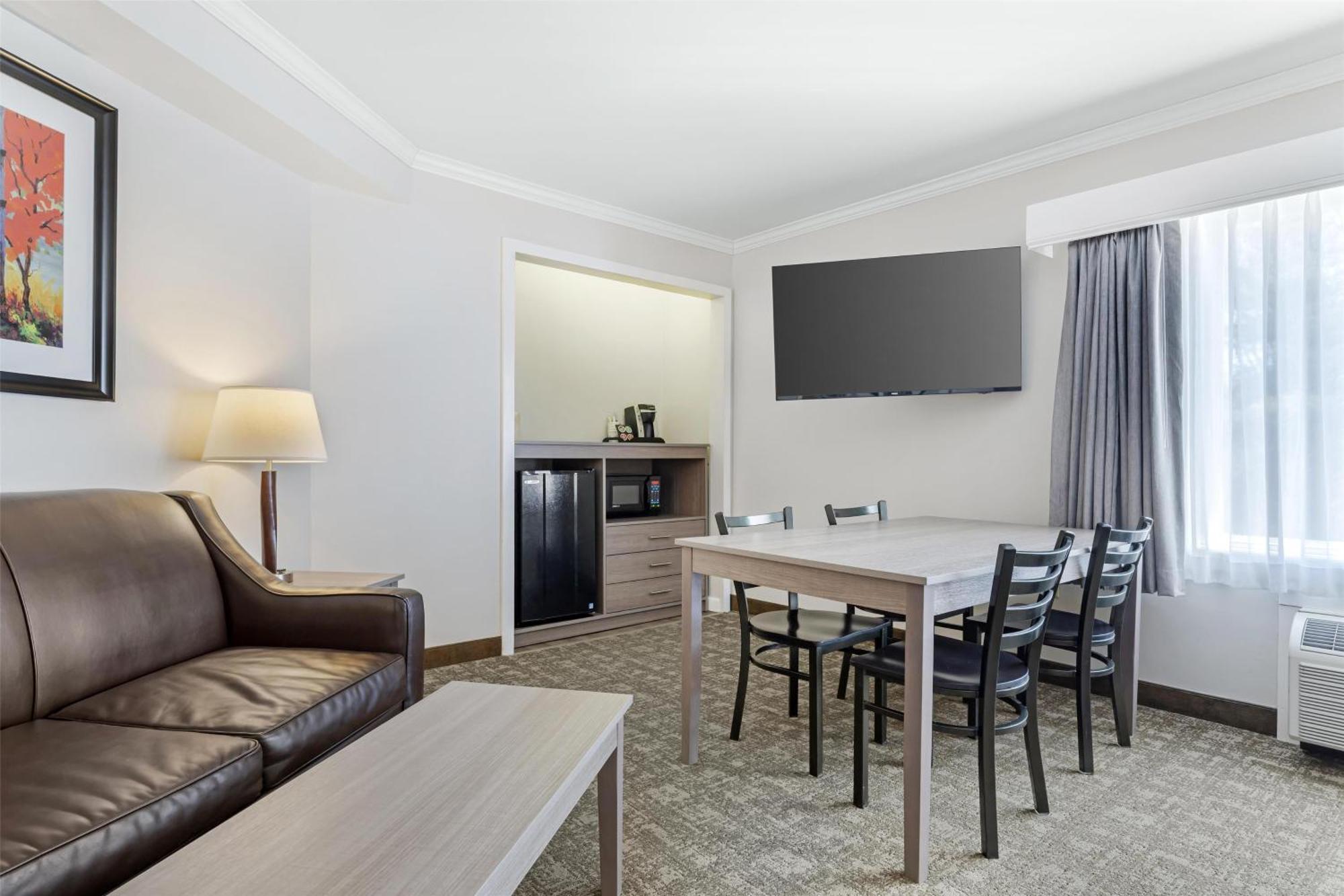 Western Windjammer & Conference Center Hotel